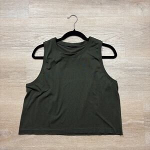 Lululemon Light Weight Breeze By Muscle‎ Crop Tank Women’s M Colore Green